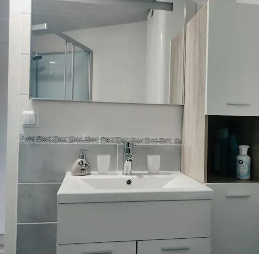 Privee De 24m2 A 20 Min De Puy Du Fou